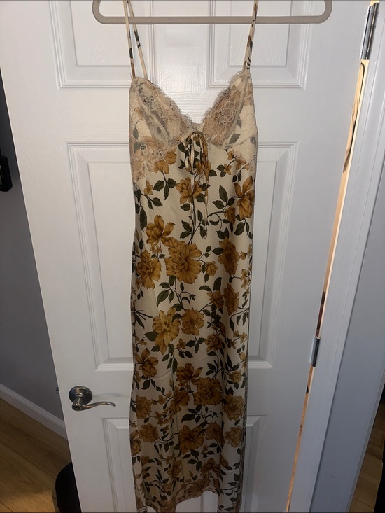 Thirty Thirty Dresses & Skirts - Floral Lace-Trim Maxi Slip Dress in Cream and Mustard
